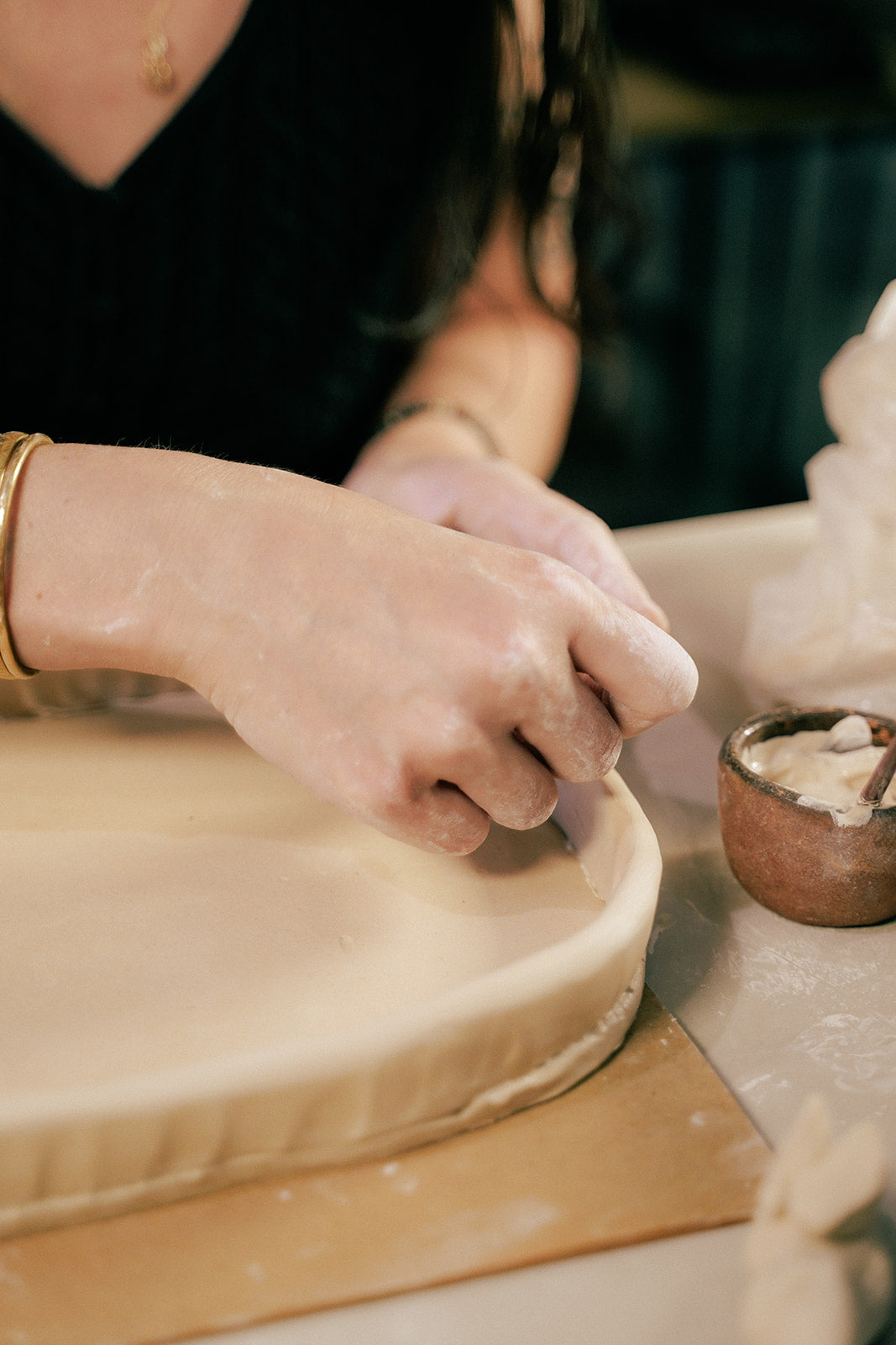 Clay & UnWined: Holiday Serving Plate Workshop